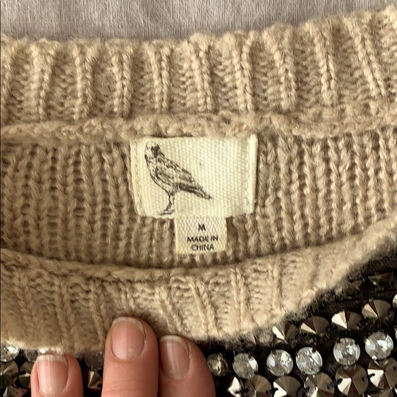 ❄️⭐️🖤BOUTIQUE SWEATER🖤⭐️ - Picture 2 of 7